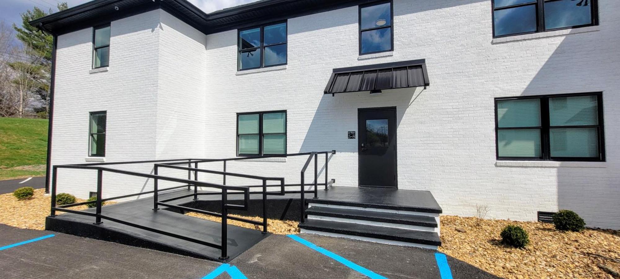 The Traveler On Main - Suite 1 Tazewell Bagian luar foto