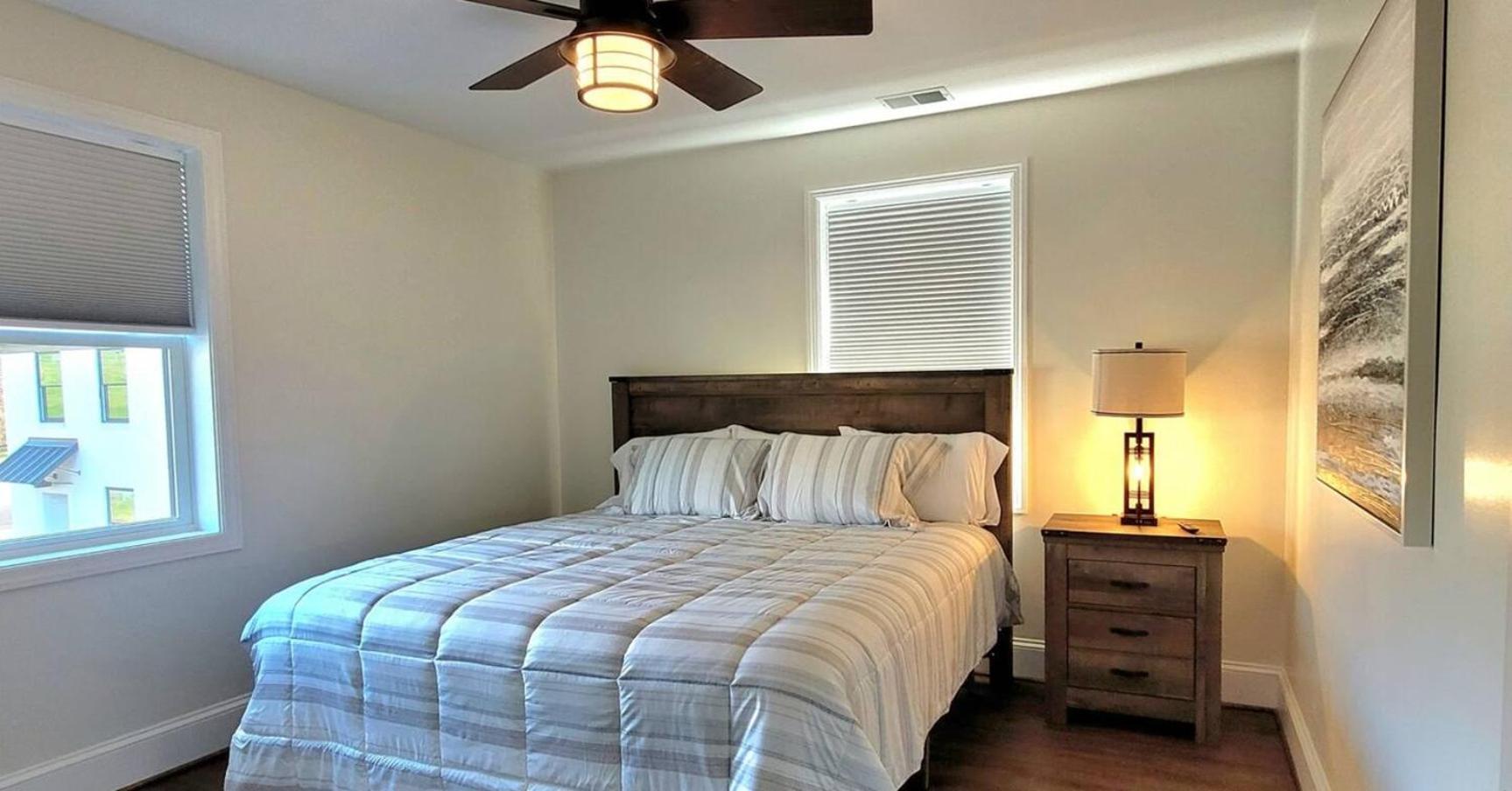 The Traveler On Main - Suite 1 Tazewell Bagian luar foto